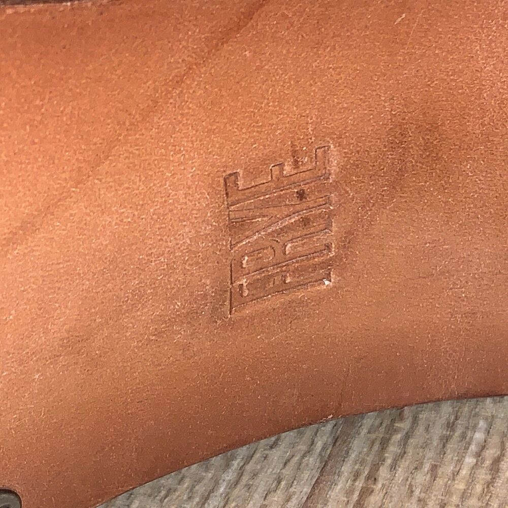 Frye Brielle Western Back-Zip Ankle Strap Beige Suede Studded Heels Women’s 8M - Picture 9 of 16
